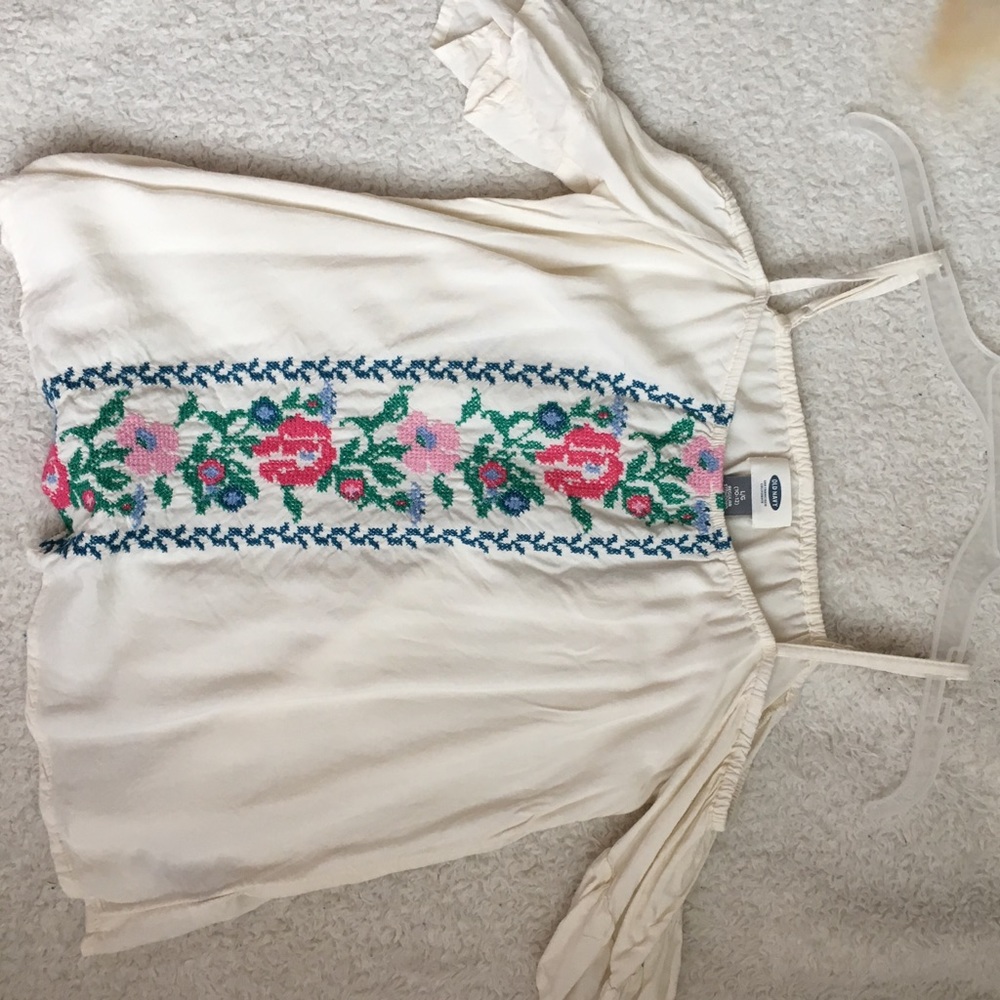 old navy L (girls) cold shoulder floral tee